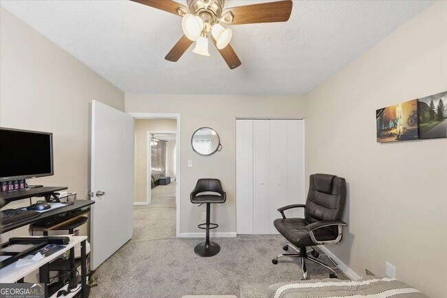 Foto del edificio - 3682 Stephanie Ct