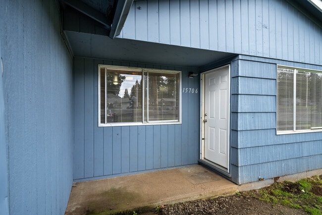 Photo - 15706 E Burnside St House