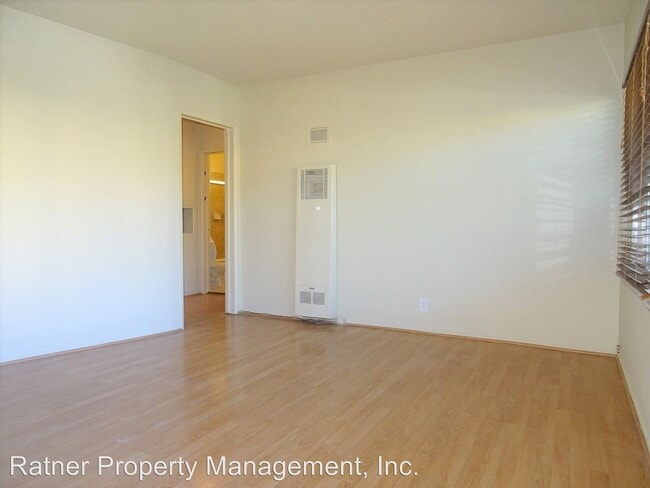 Building Photo - 1411 N Mansfield Ave