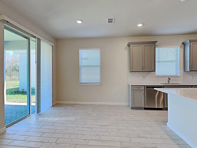 Building Photo - 5069 Sparkling Water Wy