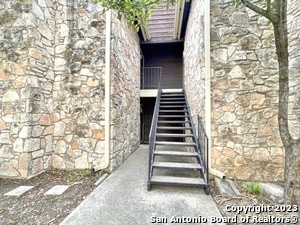 Building Photo - 11520 Huebner Rd