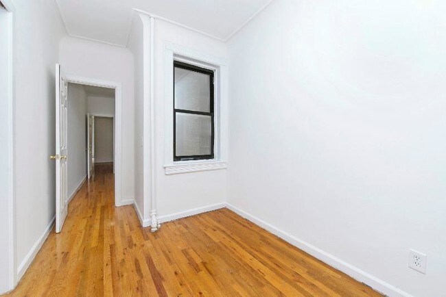 Building Photo - 426 Amsterdam Ave