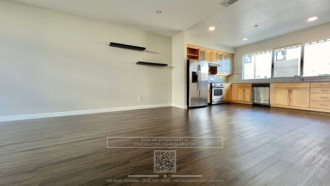 Foto del edificio - Contemporary Townhouse Living at Its Finest