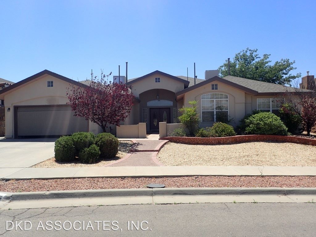 Primary Photo - 1345 Rancho Grande Dr
