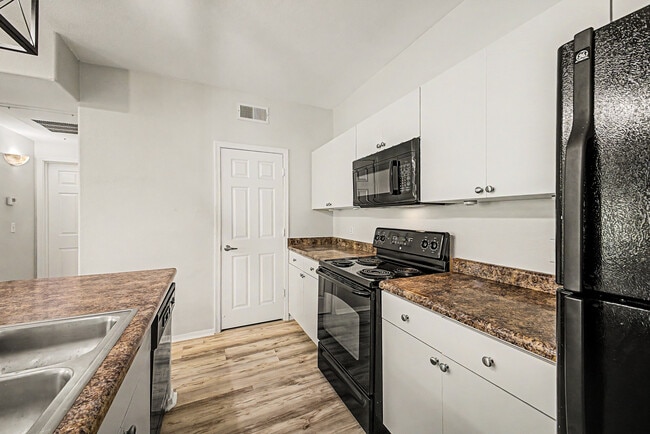Building Photo - 18416 N Cave Creek Rd