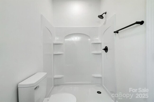 Foto del edificio - 5056 Wig St