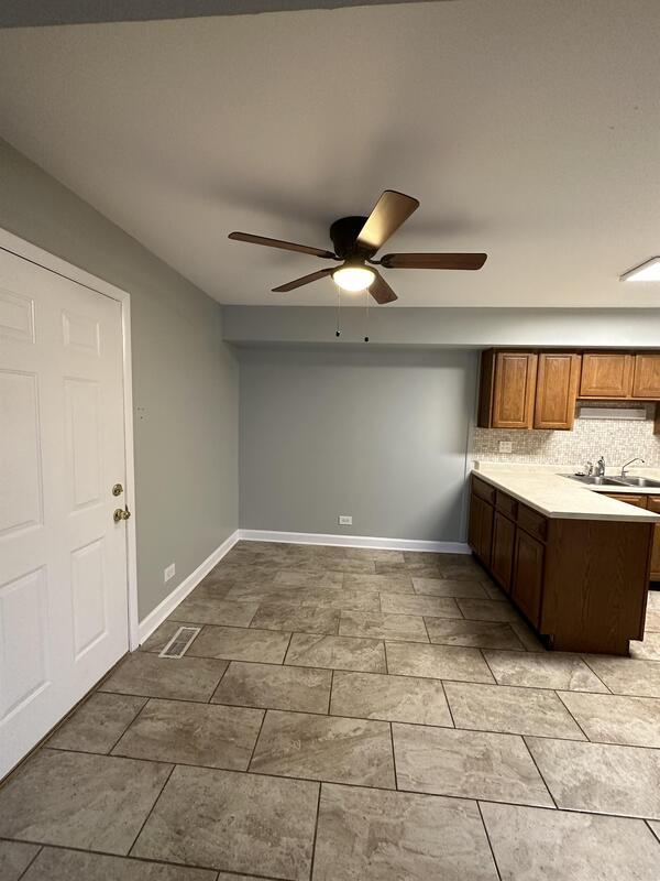 Building Photo - 18 Wildwood Ln
