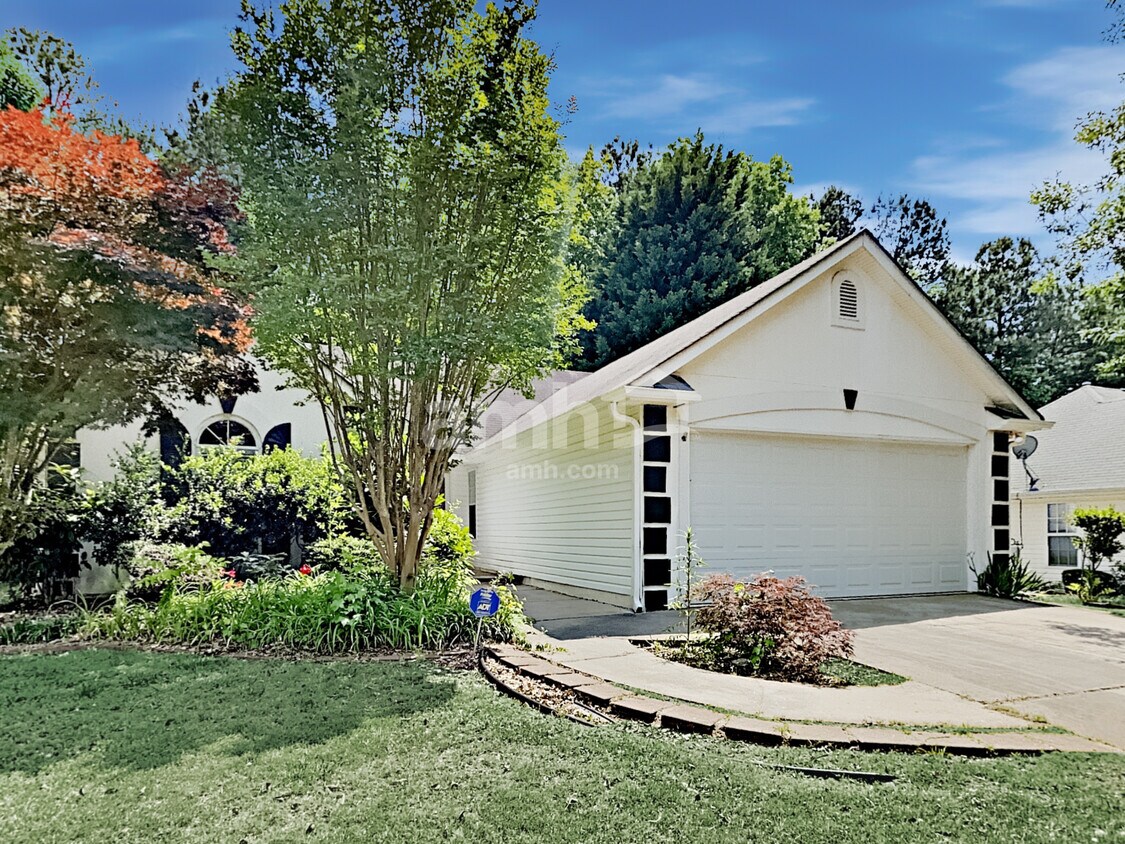 612 Waterford Lane House Rental in McDonough, GA