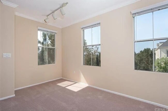 Building Photo - 3460 Watermarke Pl