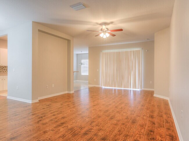 Building Photo - 4520 Forest Creek Tr