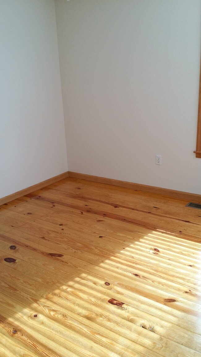 Foto del edificio - 630 Paine St