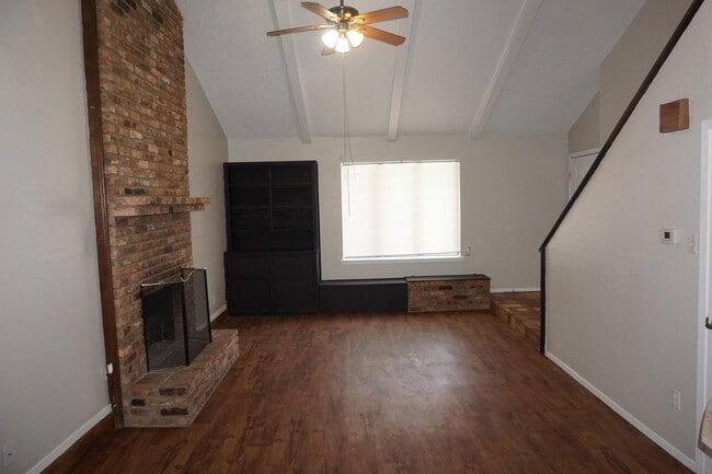 Building Photo - 3316 81st St