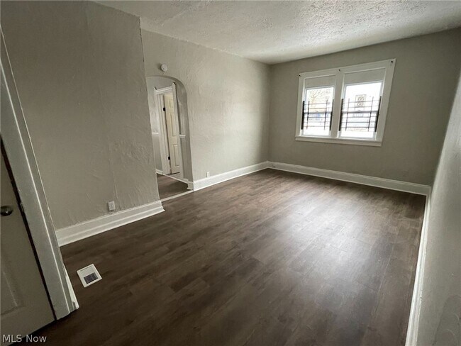 Foto del edificio - 3547 W 50th St