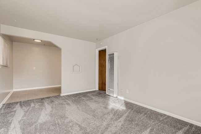 Building Photo - Cozy One Bedroom Condo in Westminster