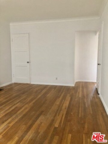 Building Photo - 10710 Camarillo St