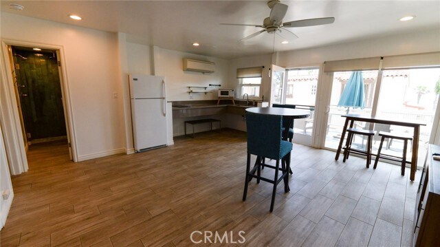 Foto del edificio - 119 Coronado Ln