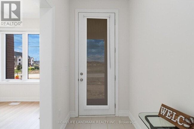 Photo du bâtiment - 3303 Sixth Line