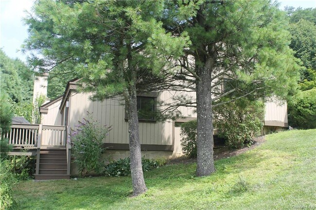 Foto del edificio - 619 Heritage Hills