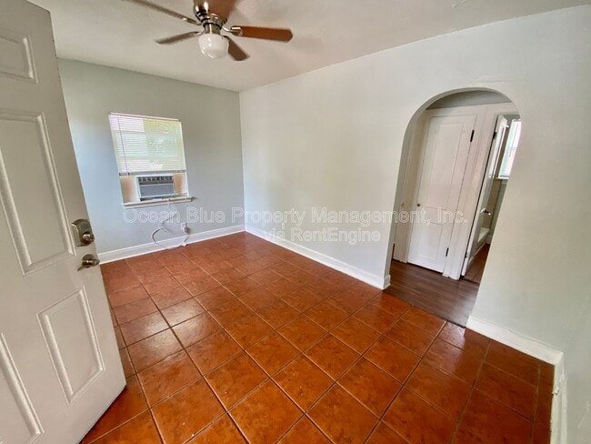 Foto del edificio - 1310 28th St N