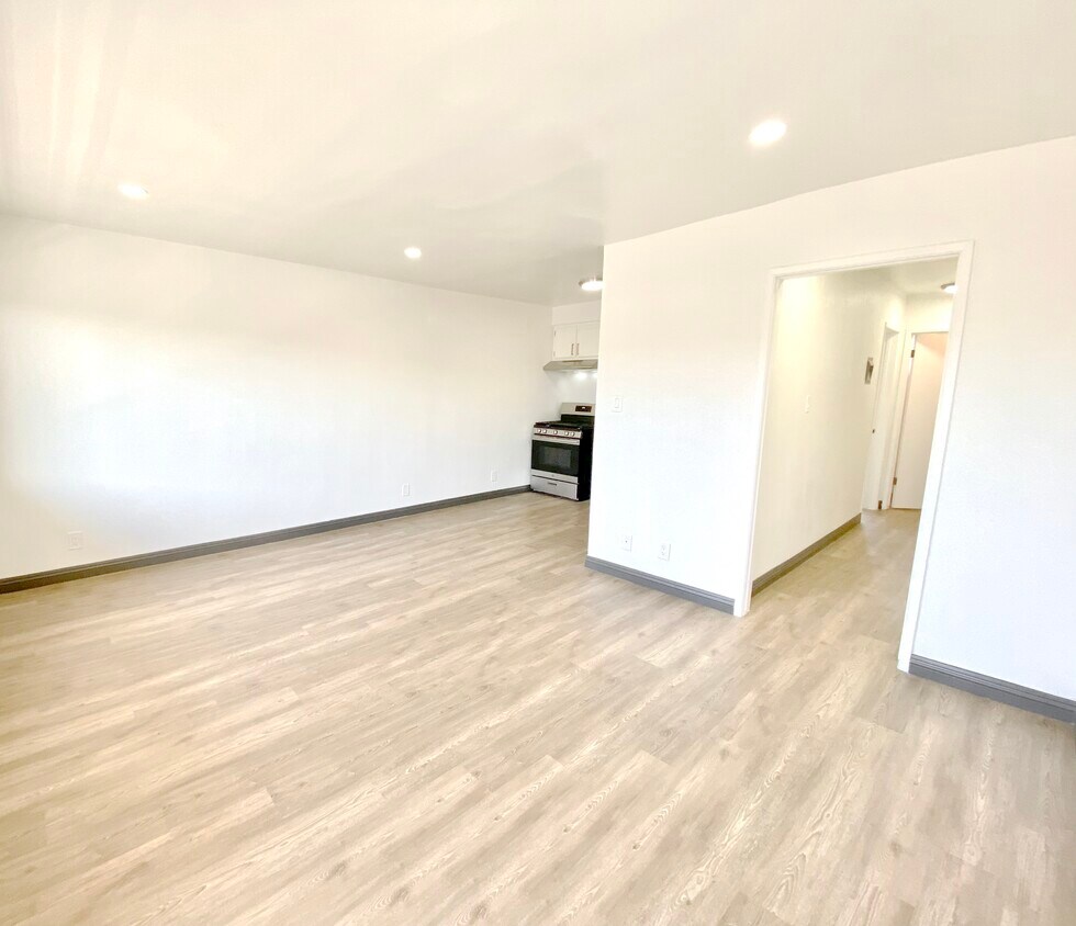 Foto principal - 2301 Ridgeley S Dr