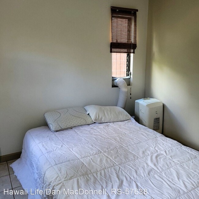 Building Photo - 2 br, 2 bath House - 99 Walaka St. #14