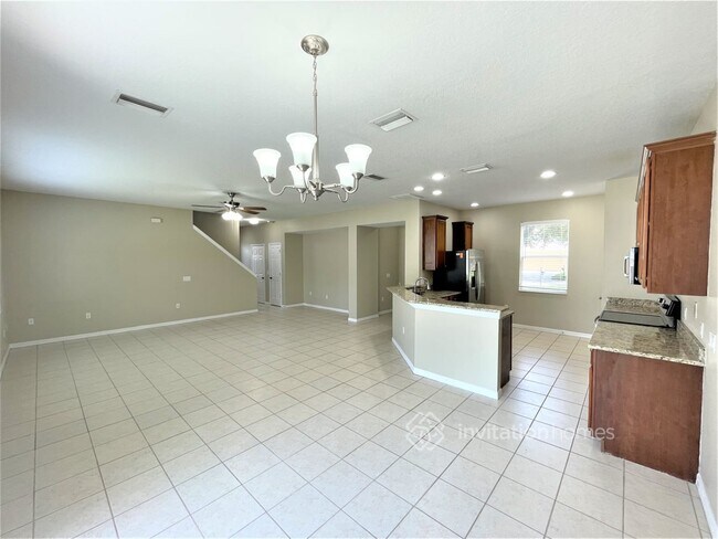 Foto del edificio - 10420 Frog Pond Dr