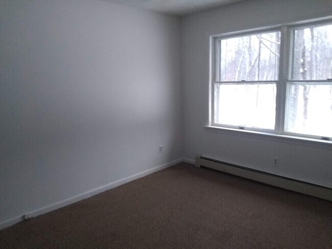 Back bedroom - 648 Federal Row