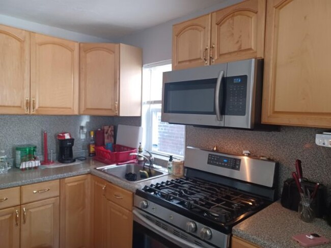 Building Photo - 153 Hillcrest Pl