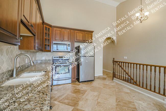 Building Photo - Beautiful Townhouse w/ Garage in Copper Leaf