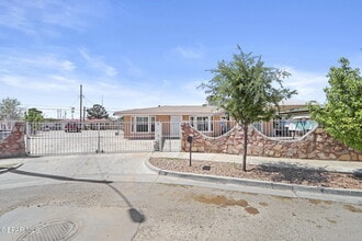Building Photo - 359 Mary Jeanne Ln