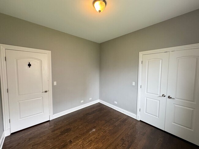 Foto del edificio - 5406 S Indiana Ave