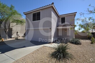 Building Photo - 699 E Springfield Pl