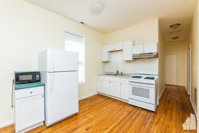 Foto del edificio - 2910 S Wentworth Ave