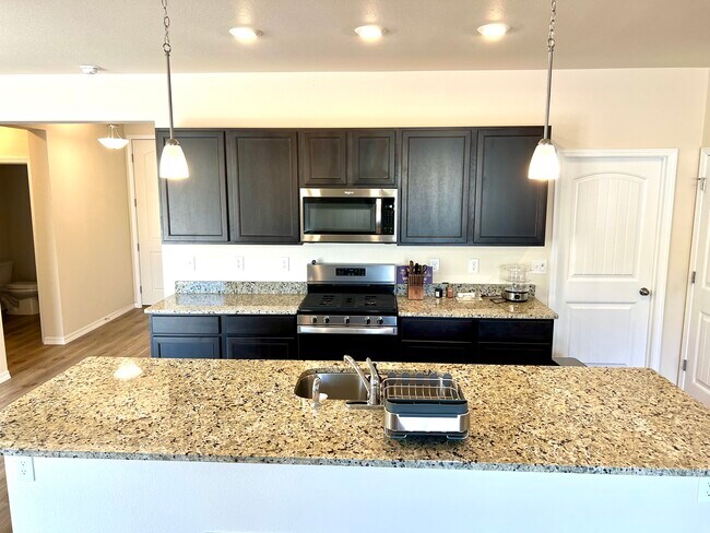 Foto del edificio - 5744 Heathland Terrace
