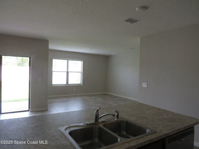 Building Photo - 3548 Loggerhead Ln
