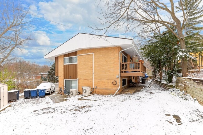 Building Photo - 415 Ventura Ct