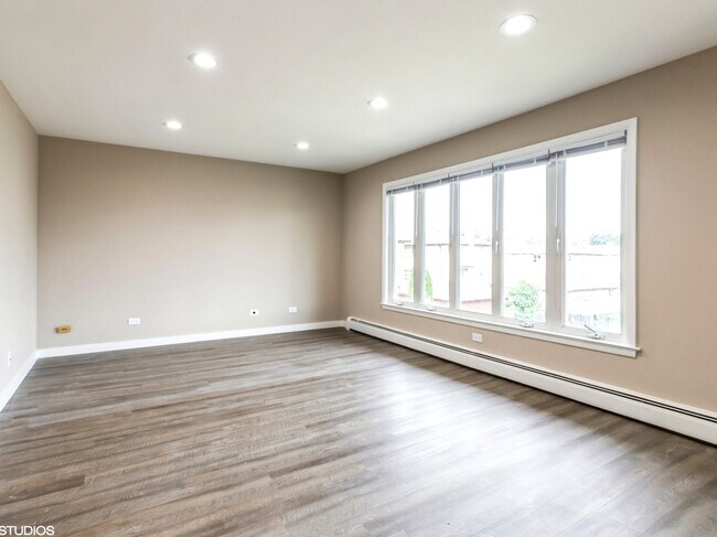 Foto del edificio - 8604 W Carmen Ave