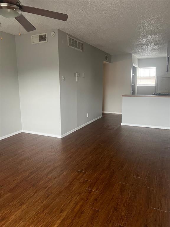 Foto del edificio - 311 E 31st St