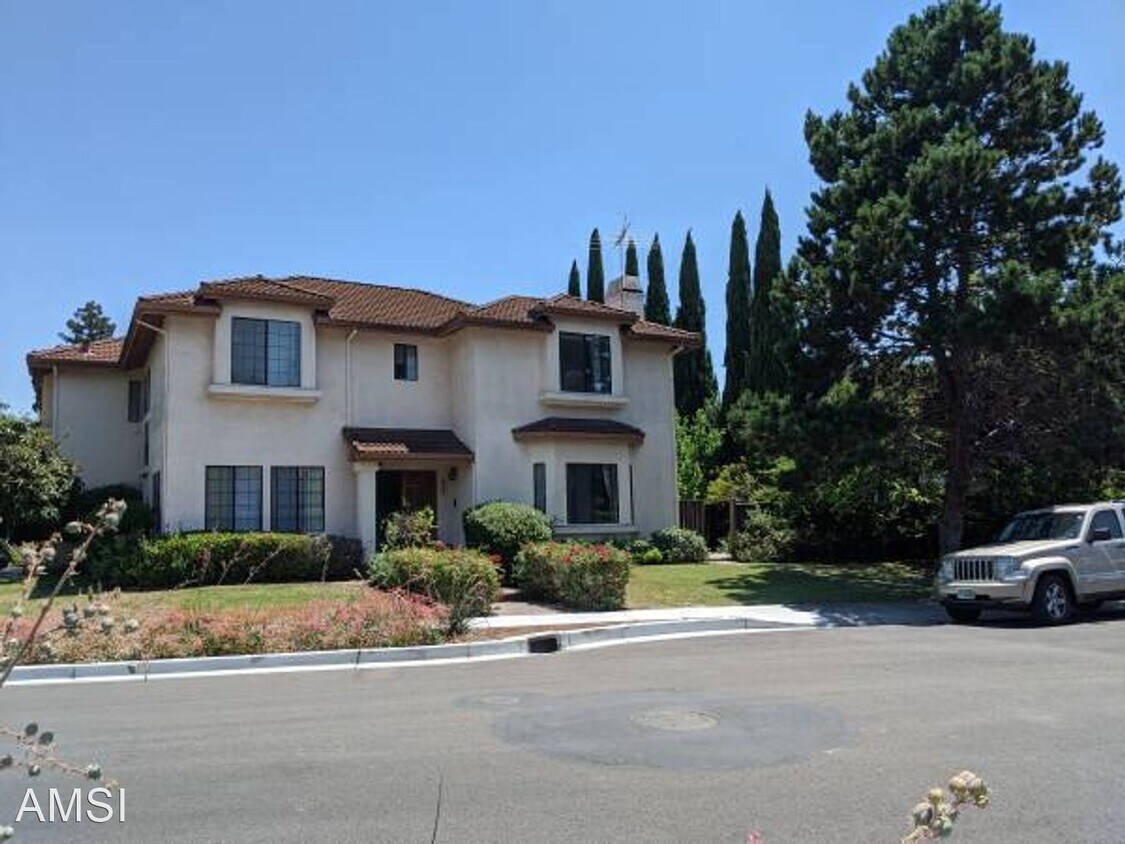 Primary Photo - 8 br, 6 bath House - 788 Talisman Ct
