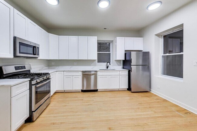 Foto del edificio - 3080 N Davlin Ct