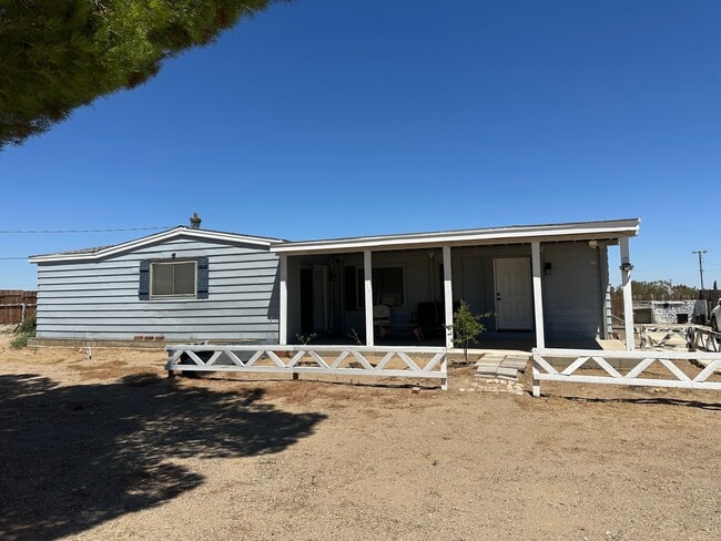 Building Photo - 10690 Goss Rd