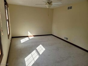 Building Photo - 4466 Forest Brooke Ct N