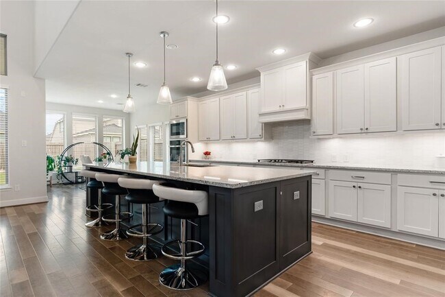 Foto del edificio - 28926 Creekside Bend Dr