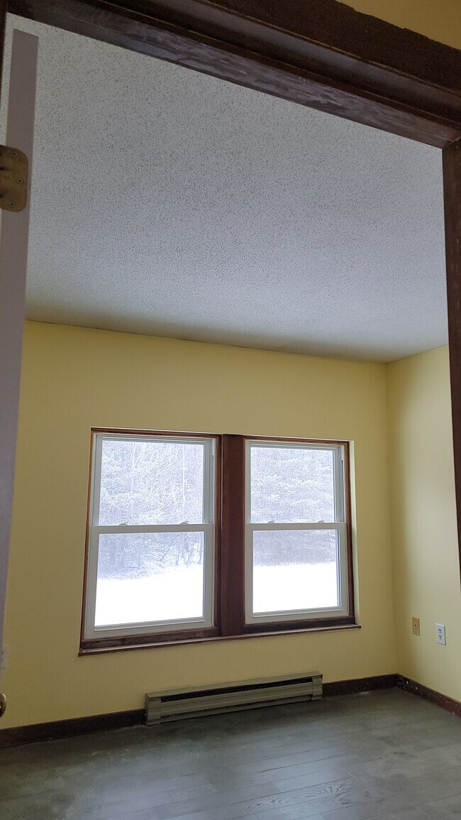 Foto del edificio - 238 Husson Ave