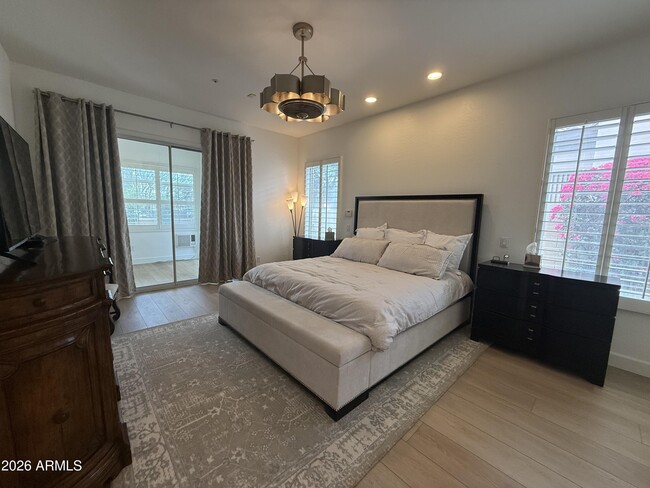 Foto del edificio - 7979 E Princess Dr