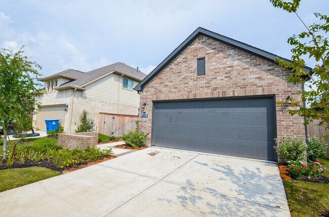 Foto del edificio - 21138 Staked Plains Dr
