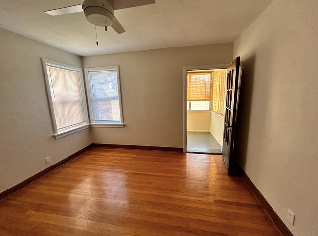 Foto del edificio - 6312 Bancroft Ave