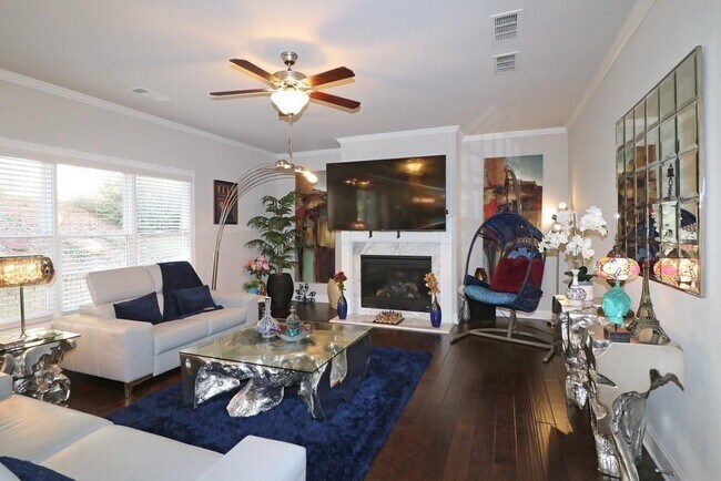Building Photo - 1851 Heirloom Ct