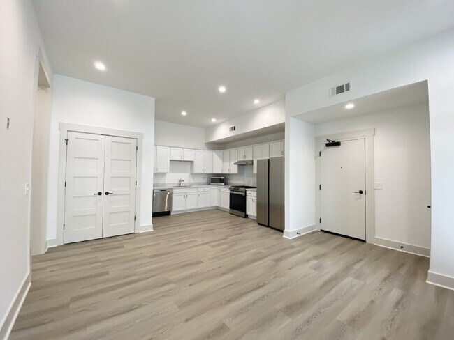 Foto del edificio - Newly Built Apartment for Rent in the Hear...
