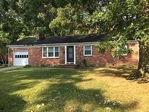 Building Photo - 10 Mammoth Oak Rd